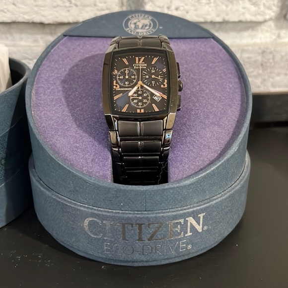 Men’s Citizen Eco-Drive Watch - Picture 1 of 6